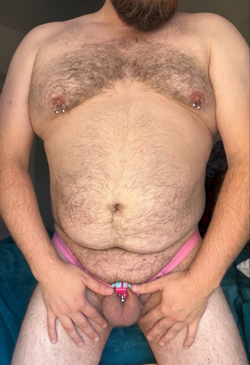 PupAlyxus's tweet photo. Happy #Locktober 🔐😈🩷 who else is caged for the month??
#chastity #microcage #sph #chastityshrinkage #smallcocks #lockedanddenied https://t.co/qs9yOFDbnl