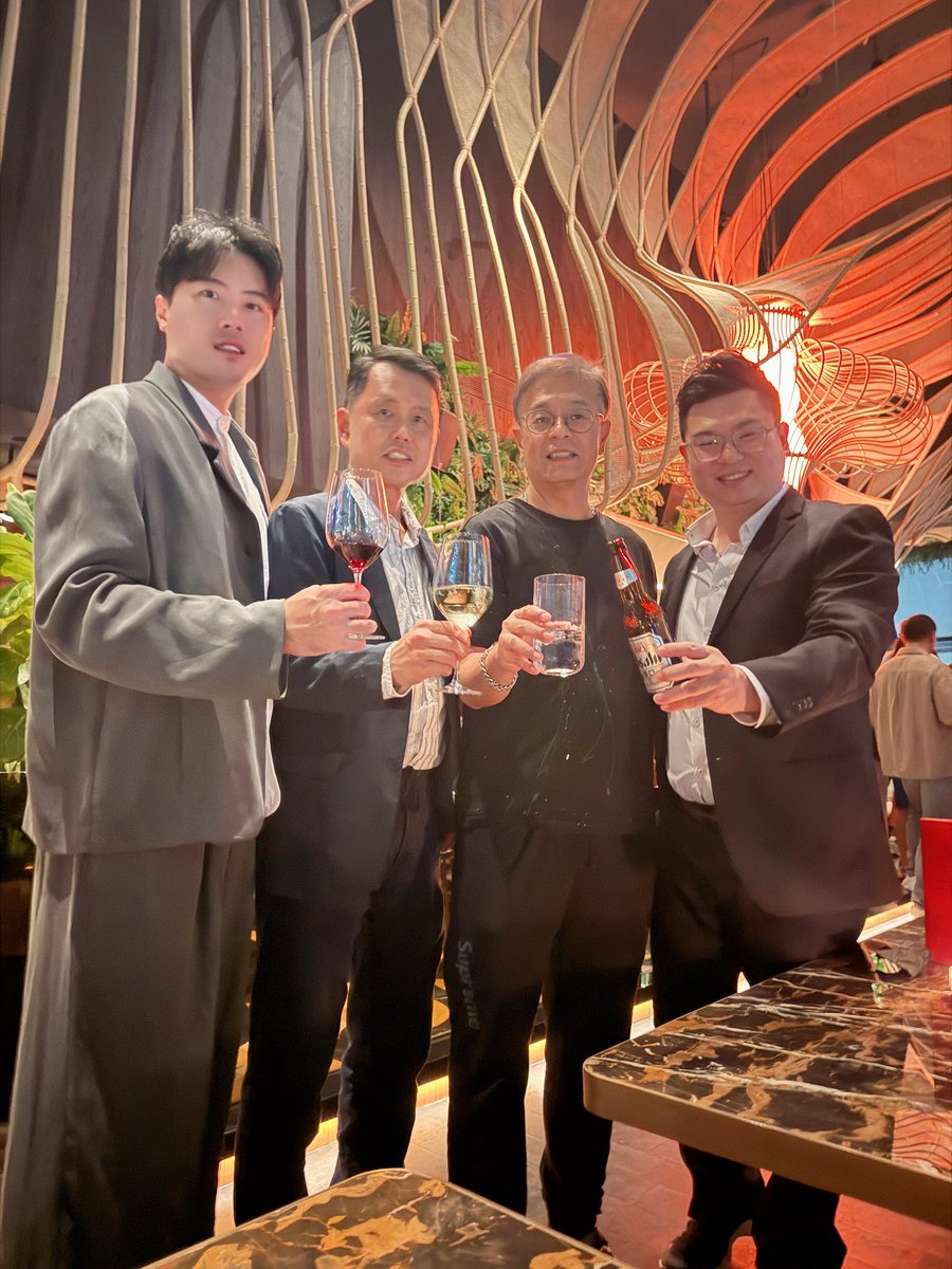rainstream_rain's tweet photo. Eaton Partners is hosting a networking event. A leading global fund consulting and capital placement agent, specializing in alternative investment. As Stifel Financial Corp. A wholly-owned subsidiary, the company links private investment funds with institutional limited partners https://t.co/17PymsGoJX