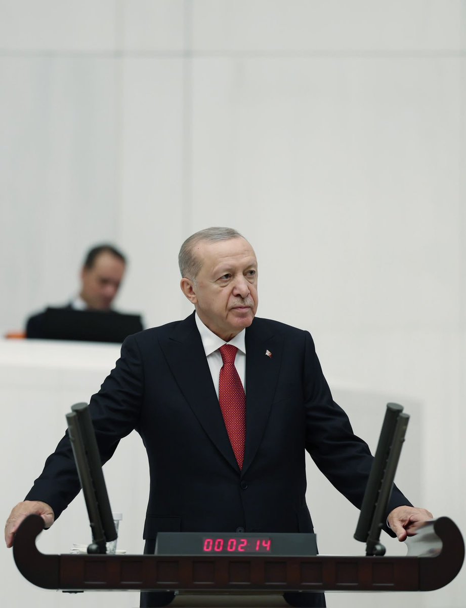 TatarArslan's tweet photo. 📍TBMM | Genel Kurul

Genel Başkanımız ve Cumhurbaşkanımız Sayın @RTErdogan'ın teşrifleriyle; Gazi Meclisimizin 28. Dönem 5. Yasama Yılı Açılış Programı’na katıldık.

Yeni yasama yılının ülkemize, milletimize ve Türkiye Yüzyılı hedeflerimize hayırlar getirmesini temenni ediyorum.🇹🇷