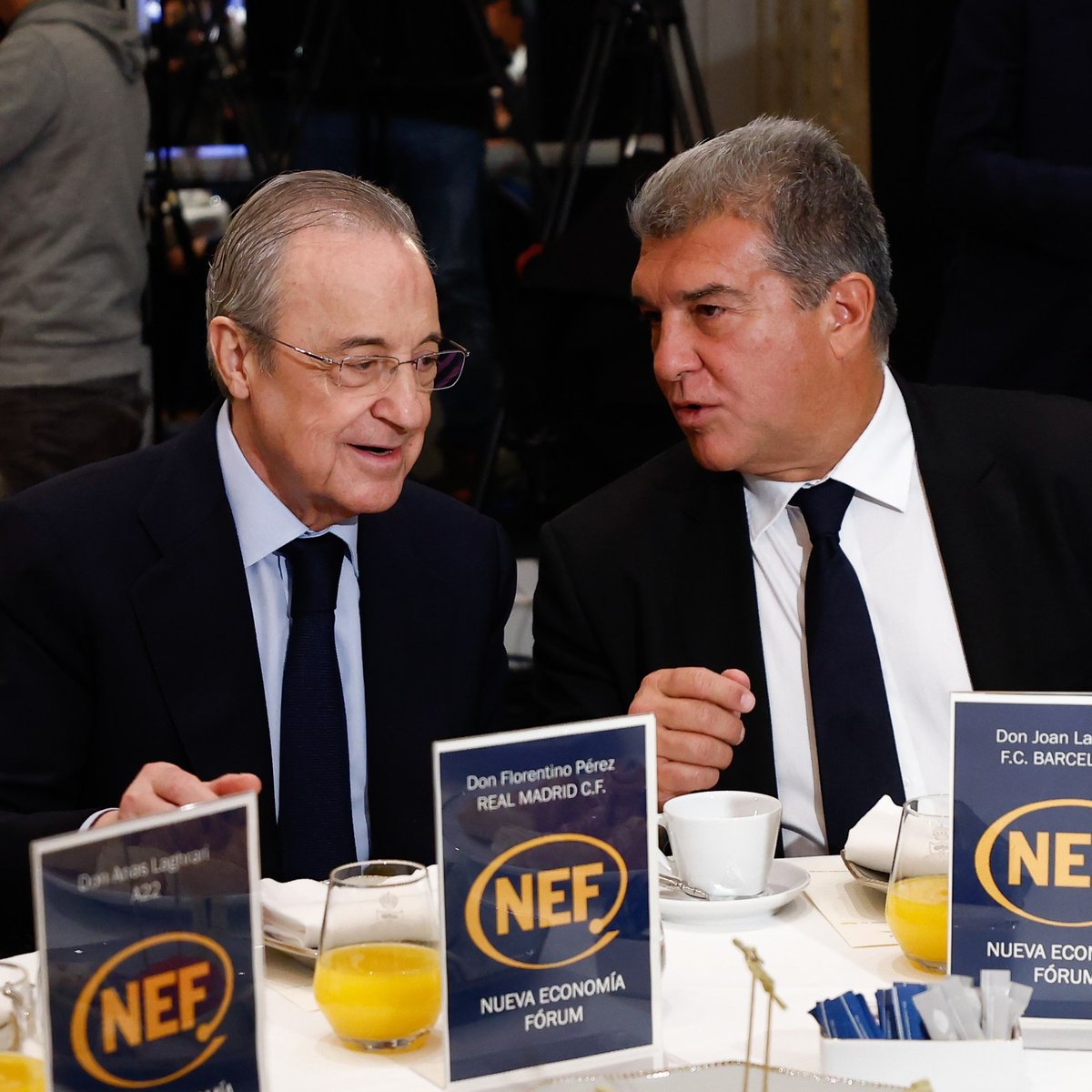 MadridXtra's tweet photo. 🚨💣 BREAKING: Real Madrid want Barcelona to be STRIPPED of ALL titles won during the years in which they paid off the vice-president of referees, NEGREIRA (2001-2018).

UEFA have now started an OFFICIAL INVESTIGATION, and could BAN Barcelona from their competitions. @diarioas https://t.co/rcBAlgGYT5