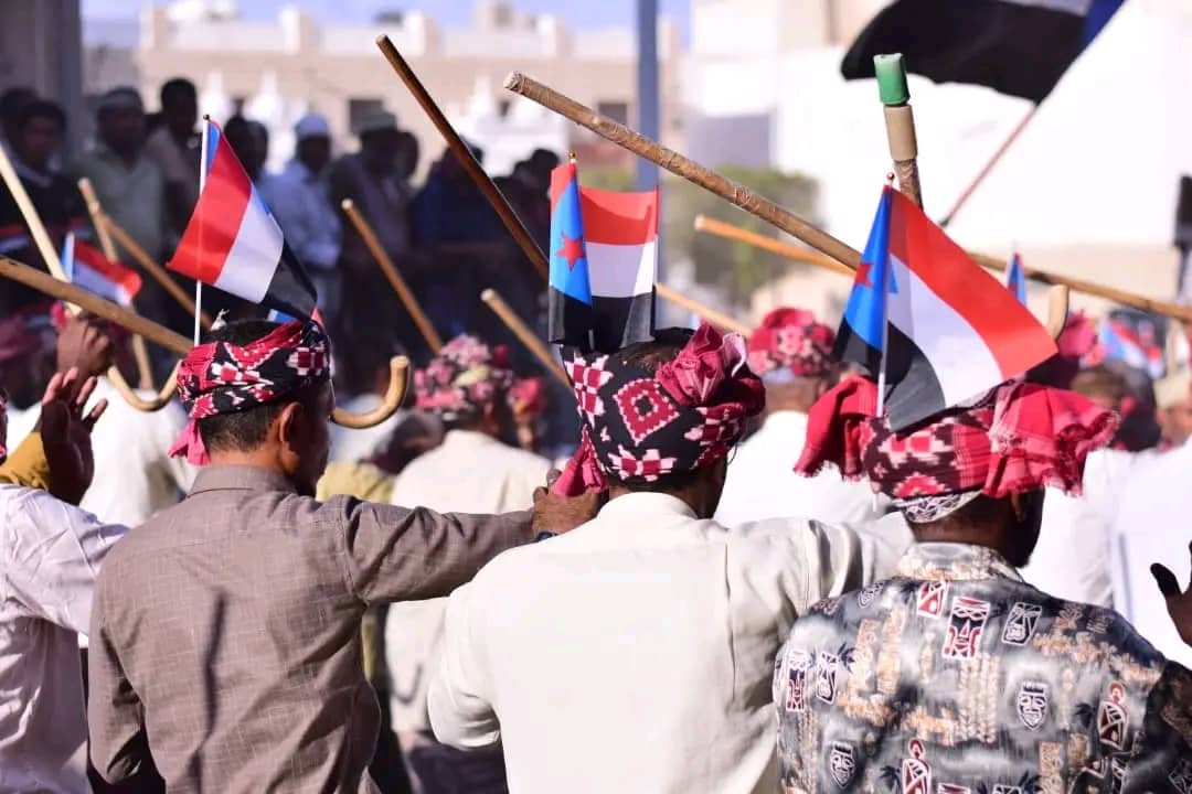 bakeelfade99887's tweet photo. حافة السحيل بـ #سيئون تختتم فعاليات الذكرى الخامسة عشرة بعد المائة لحولية الإمام الحبشي، وأعلام دولة الجنوب وصور الرئيس القائد عيدروس بن قاسم الزُبيدي  تزين الفعالية..

#الجنوب_وعيدروس_خط_احمر https://t.co/UpLH80tzo0