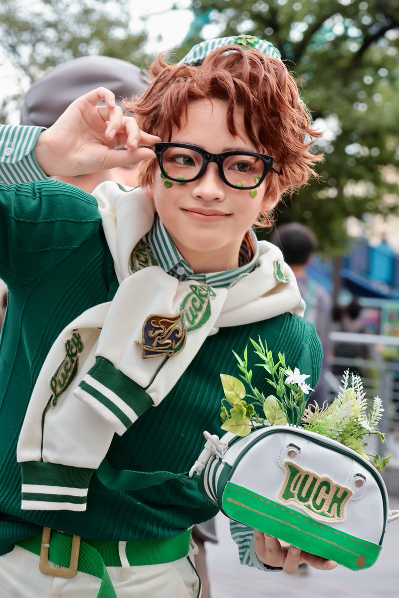 mari_coscos2's tweet photo. ⚠️コスプレ/cosplay
第五人格/幸運児/緑影🍀

　『    Luck　』

┄ ┄ ┄ ┄ ┄ ┄ ┄ ┄ ┄  
#第五人格 #IdentityV #幸運児 

📸▶︎タグ付け https://t.co/X4yDyA76hb