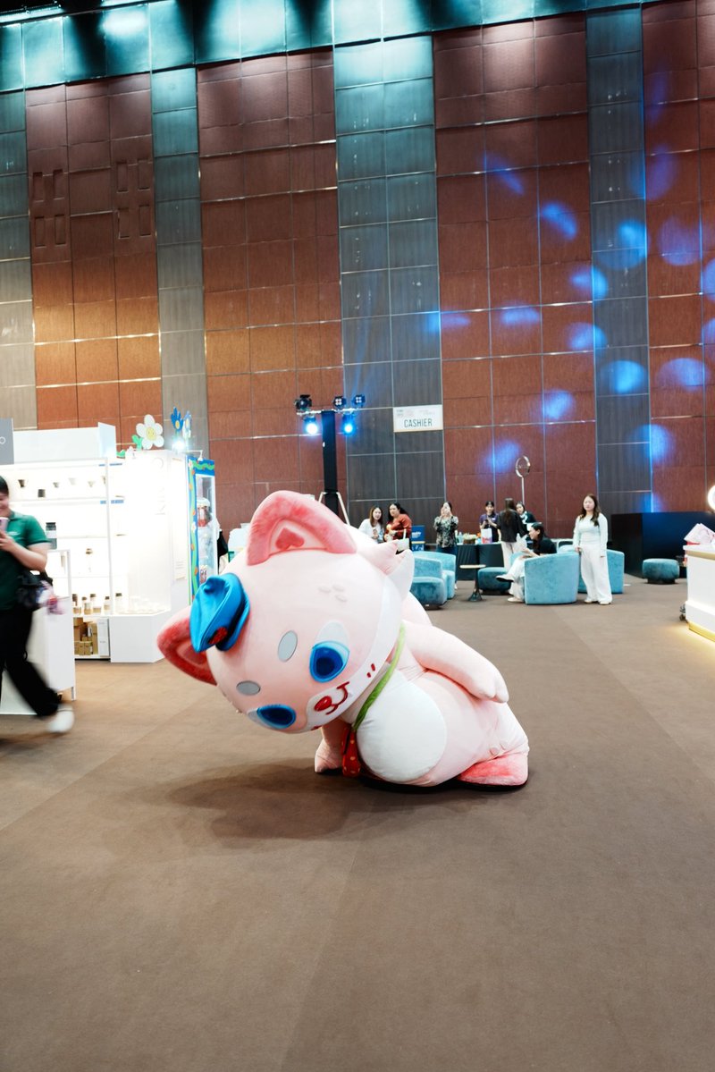 iconsiam's tweet photo. เด็กออกงานขอพักแป๊ป 💤😴

TOKY PINK DESSERT ICONSIAM
#TokyAtICONSIAM https://t.co/1Hyk72y3US