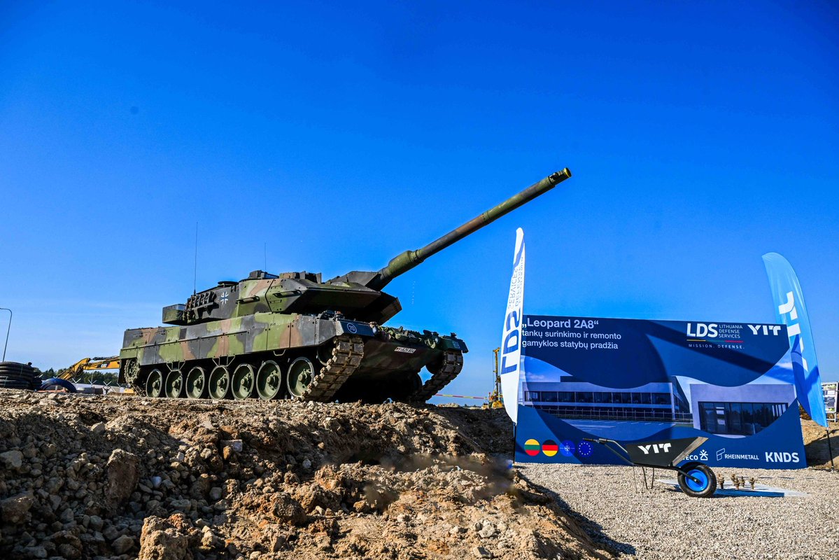 Lithuanian_MoD's tweet photo. Construction has begun in Kaunas FEZ on a Leopard 2A8 assembly and repair facility. The project will bring key heavy military equipment maintenance capabilities to Lithuania, strengthen supply chain resilience and deepen 🇱🇹🇩🇪 defence industrial cooperation. https://t.co/EbH1syaYjj