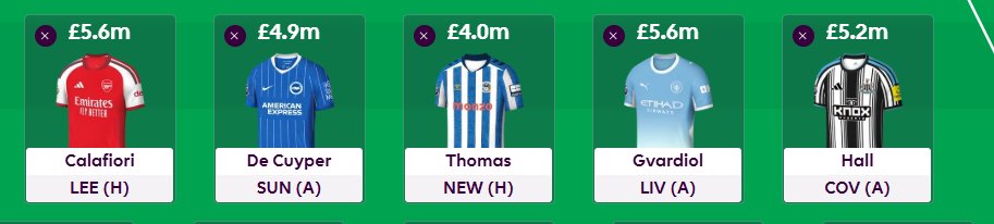 StaudeKyle's tweet photo. @1481GSK1905 @FPL_Harry gw 4 WC. same 5 defenders https://t.co/NL9PVqk2QP