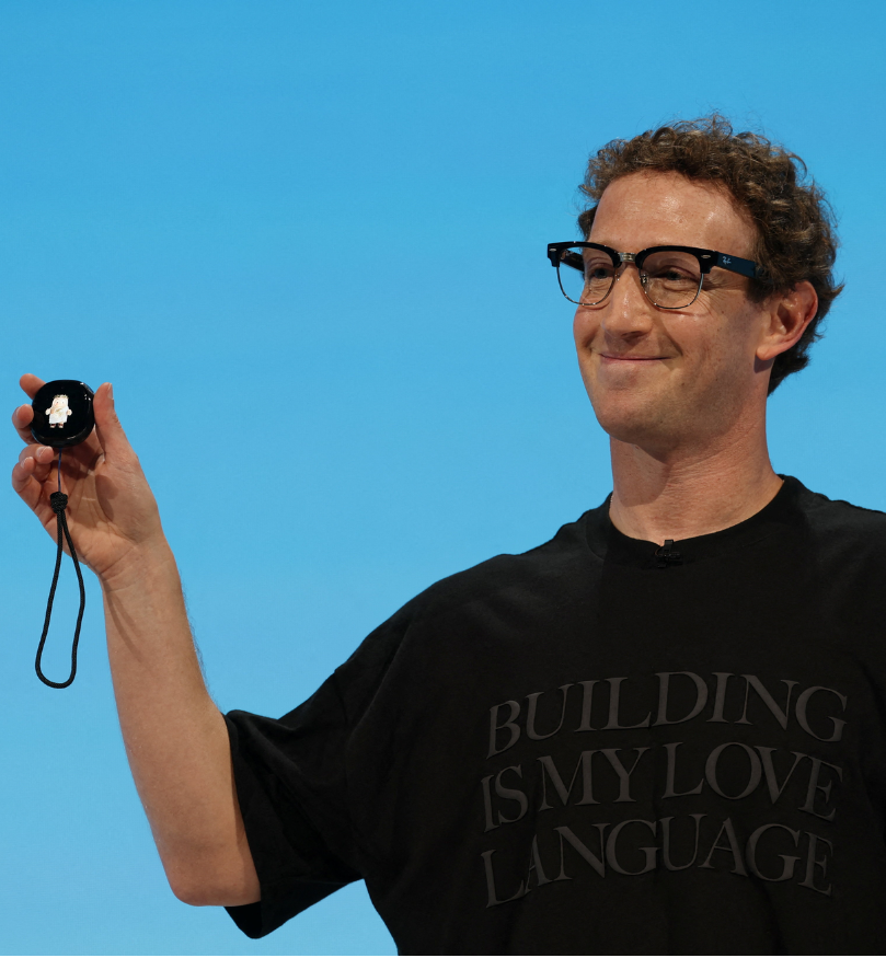 StockSavvyShay's tweet photo. $META is bringing Muse to its AI glasses in the coming months turning the device into an agent that can see what you see and act on it.
That gives Meta a real edge in agents because first person context from glasses is something products like OpenAI Dots cannot easily match. https://t.co/zUFfV235Wg