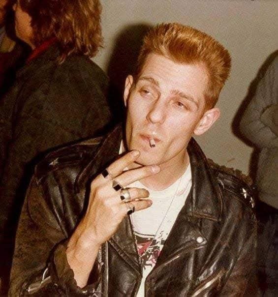 SveaRike3's tweet photo. @Gracro5 My photo I took 📸 of Paul backstage, when they were playing in Stockholm 1984 😊 https://t.co/pg0R5Ulk83