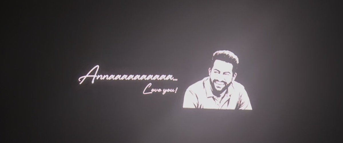 tarakramu9999's tweet photo. Producer @ssk1122 love towards @tarak9999 

#DTTT https://t.co/UJQKreczGX