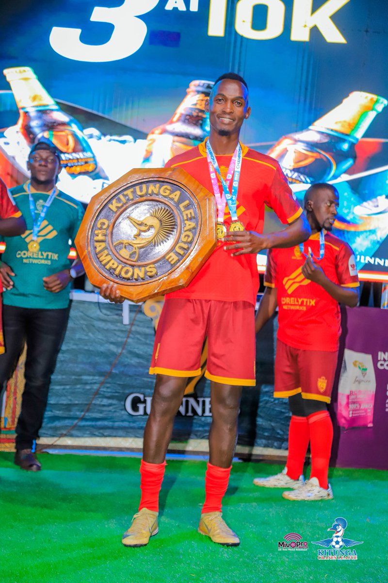 KitungaLeague's tweet photo. Best Defender of the Season!

VERMA - @AkahuriFc 

#KitungaLeague https://t.co/H4OQdm0Shi