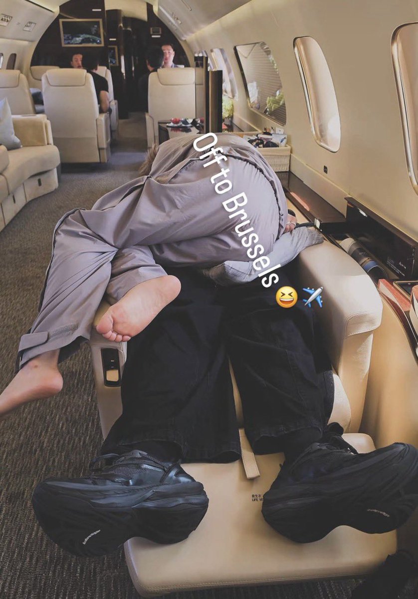 funnyjimin1's tweet photo. WEEEEELLLLLLLL we know you slept very well 🤭😮‍💨😭 https://t.co/rtaUOUkzEi