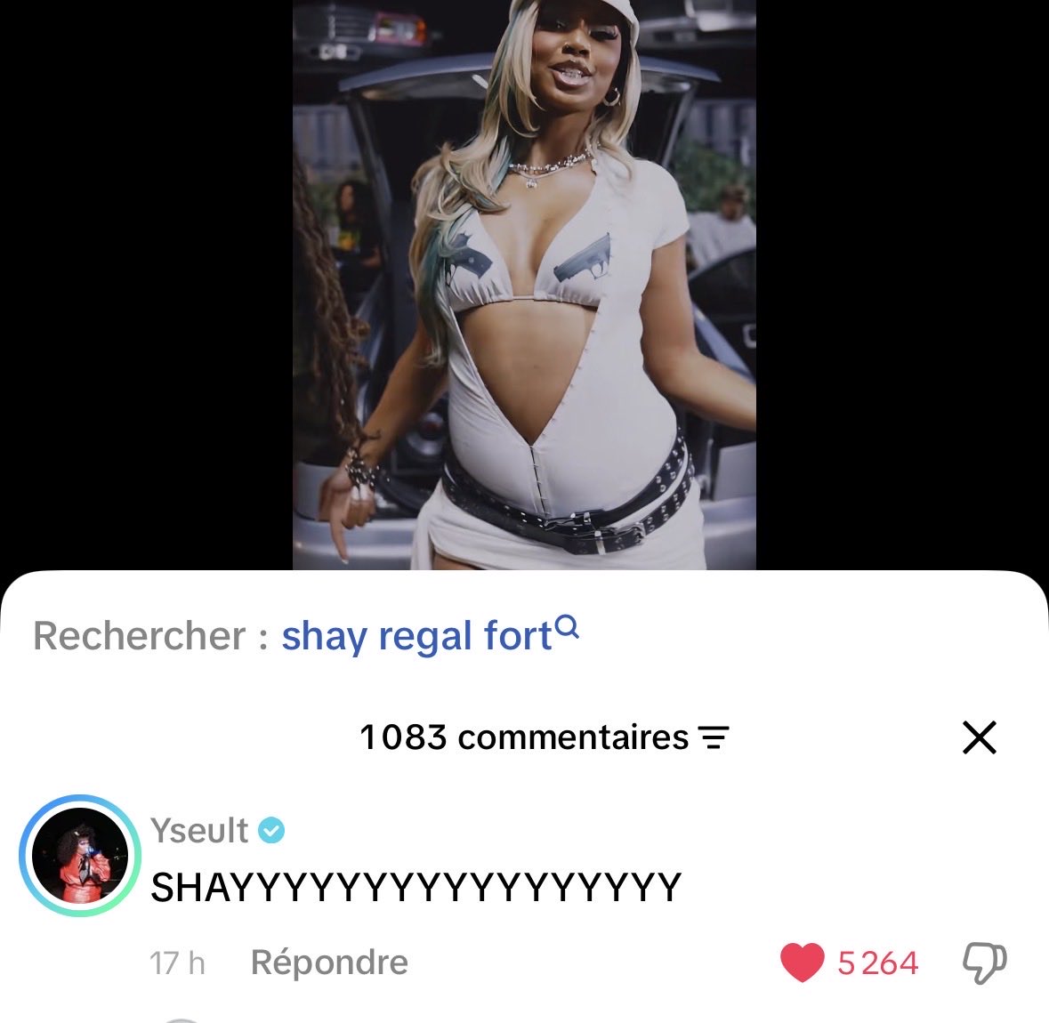 weloveronisia's tweet photo. Yseult a commenté le tiktok de l’annonce du feat avec Shay.
Aya Nakamura a like le post.
Fallon était présente lors du tournage.

Elles ont tout enfiiin compris. 
Black Girls Magic ! https://t.co/DwJlraFkqf