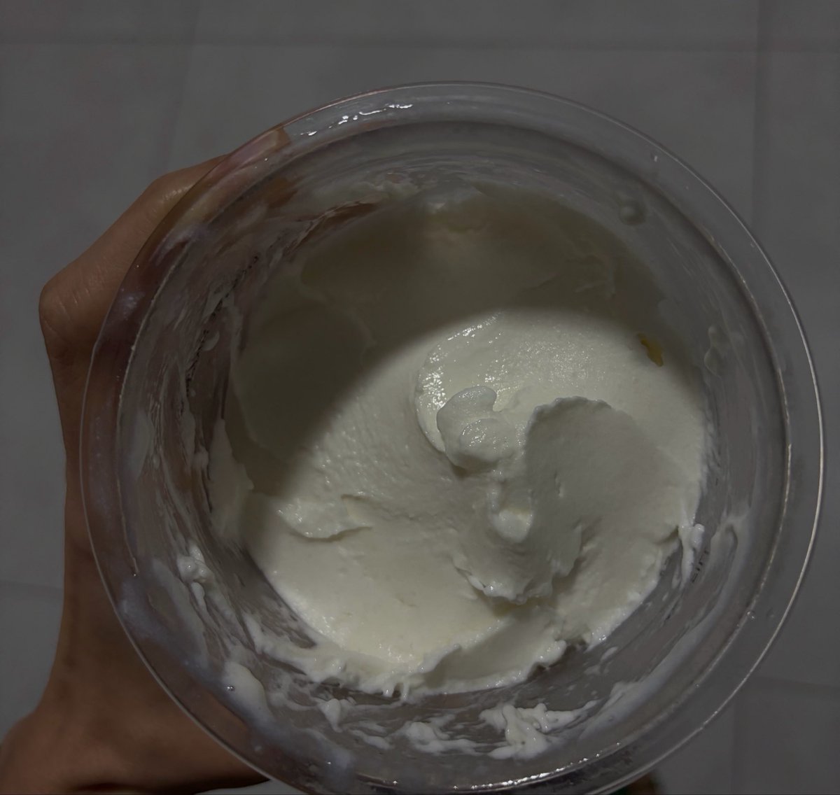 minimnum's tweet photo. o meu ficou com 171kcal pq o meu leite tinha acabado ai tive q usar oq tinha MAS É IDENTICO AO SORVETE DO MCDONALDS PQP QUE DELICIA https://t.co/yAkkCk7UDJ