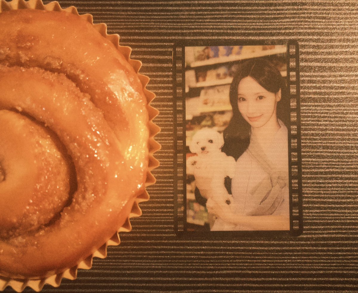 awanderingfixh's tweet photo. 오늘 rare 포카네 ^^ https://t.co/MMszT5wS1s
