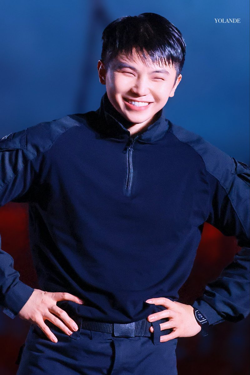 snhnshau's tweet photo. and you've got a smile that can light up the whole world 🥹❤️ https://t.co/SCF1wRx4wm