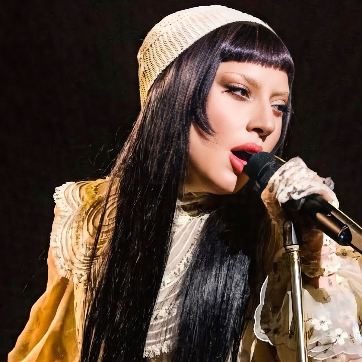 gagascatalog tweet picture