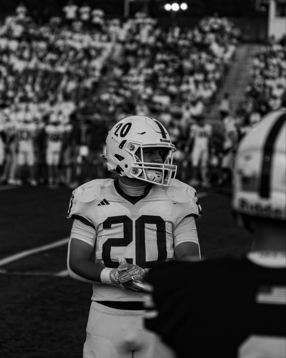 VConsig12's tweet photo. Week 1-5 Highlights
Inside LB #20
(3-2)
Hudl - https://t.co/iIwrk9qihK
@HollidaysburgF @rj3albarano @CoachHDeLattre https://t.co/P7mdYXK1uJ