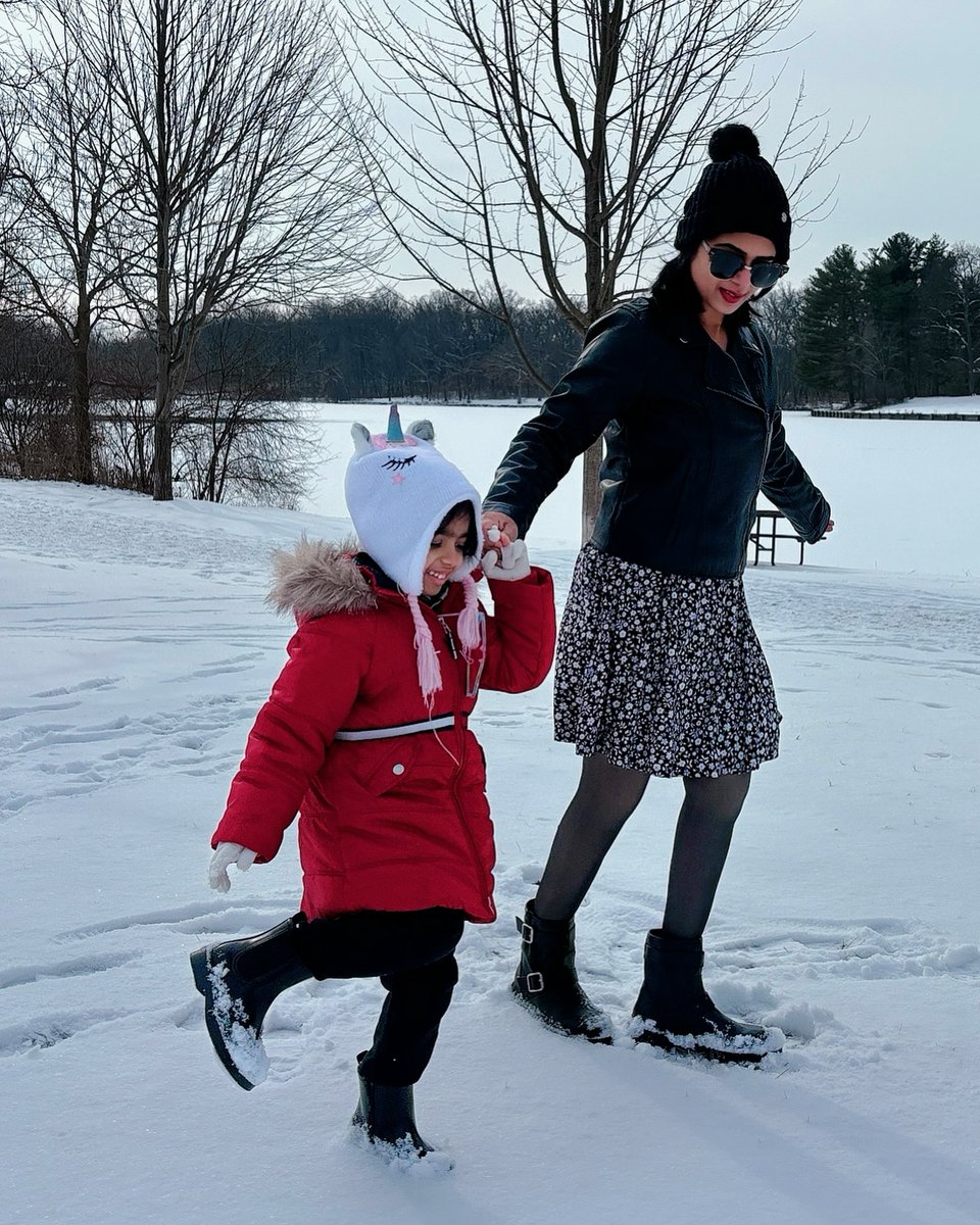yos_hermosa's tweet photo. Winter ‘25❄️☃️⛷️.............. #winter #winterwonderland #wintermagic #winterfashion #winterstyle #wintervibes#outdoor #happytime#makingmemories #familytime #toodler #daughter #daughterlove #iphonography #winterfun #instalike #like #january https://t.co/NQT7ClTUtJ