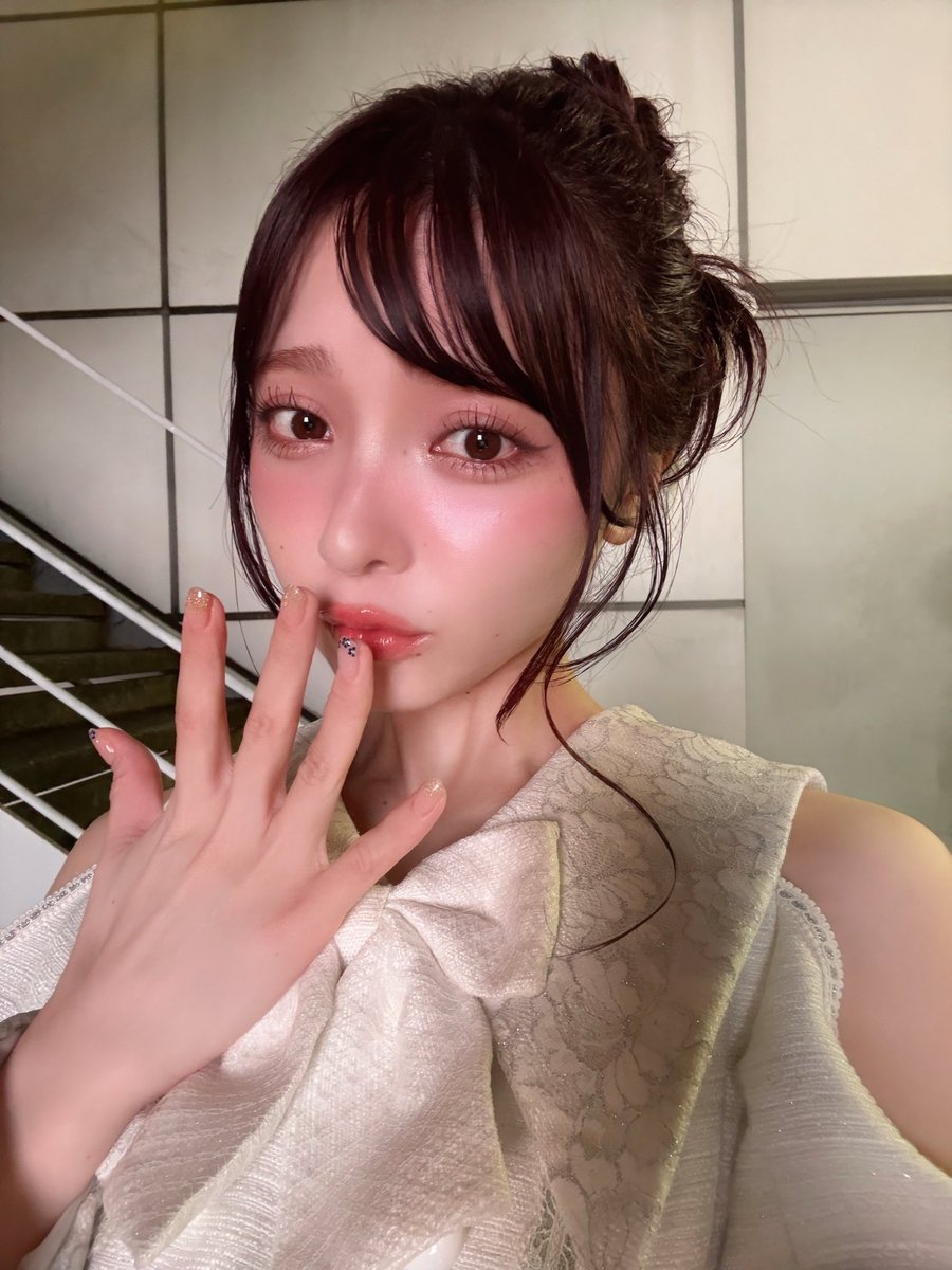 coco_akaneC's tweet photo. お団子〜〜でした🌚 https://t.co/rv2XsW0KuP
