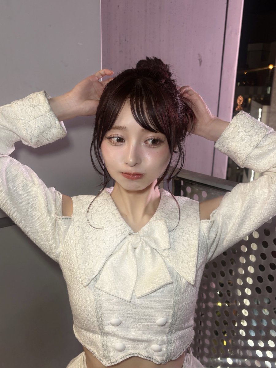 coco_akaneC's tweet photo. お団子〜〜でした🌚 https://t.co/rv2XsW0KuP