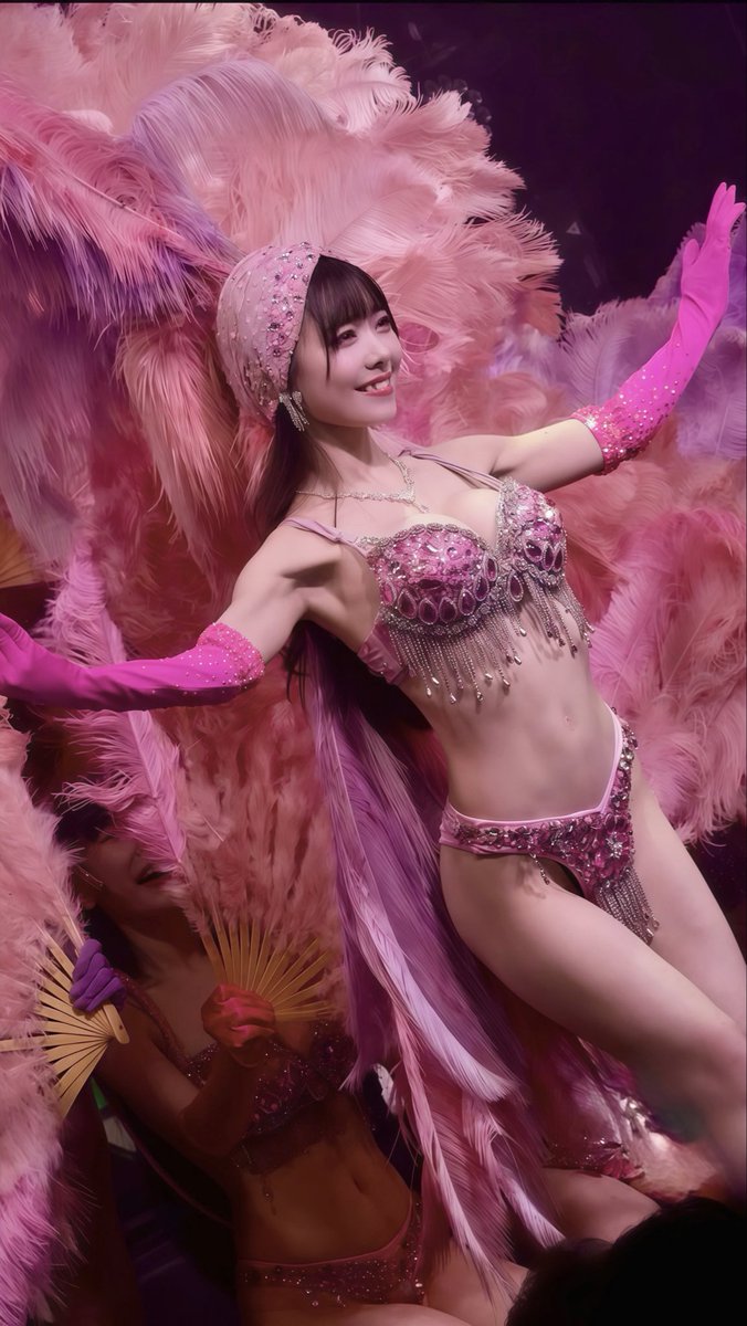 KURUTRO's tweet photo. かわいくも美しいサンバ🩷✨️

#63Angel #バーレスク東京 #ゆかBD2026 https://t.co/itgCdIR0N1