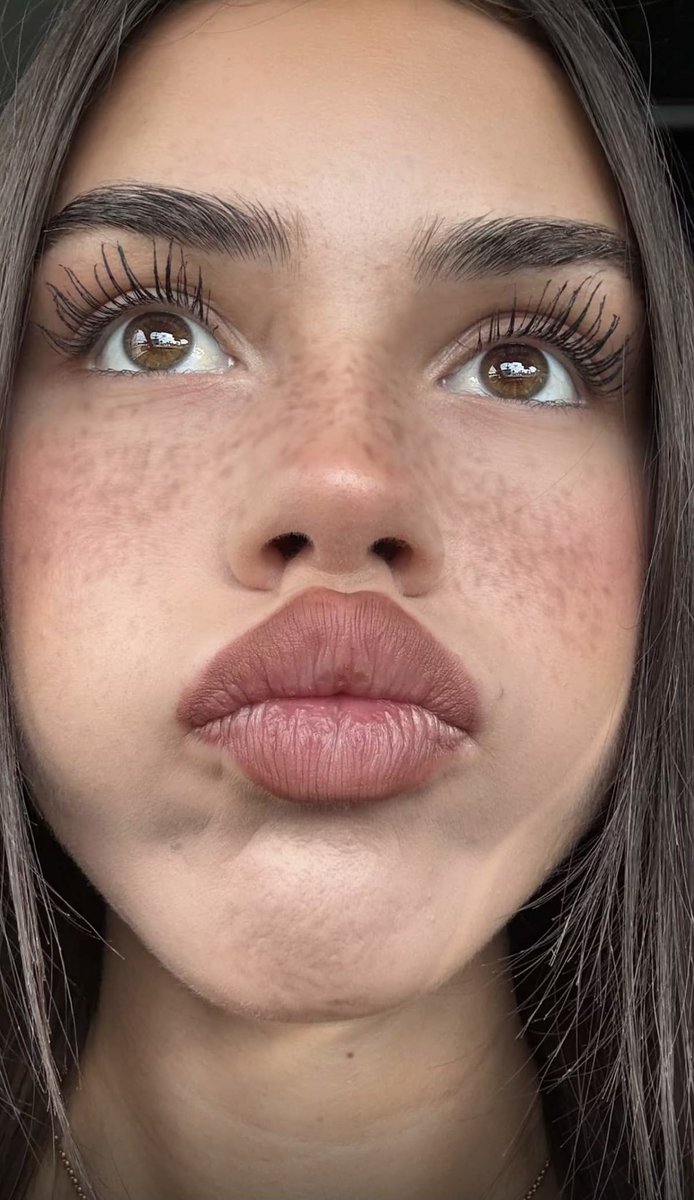 burnyourrcash's tweet photo. This is a face of a slave being who likes to get humiliated💀

Imagen getting put on this earth to ur emotins falling in love with a fake internet persona😵‍💫💔

How are u so down bad lil bro😭😭😭

Genuinely fknn crynn😂😂

Should I tell his mom?

Manscam pathethic paypig goon son https://t.co/3ifrLKR09k