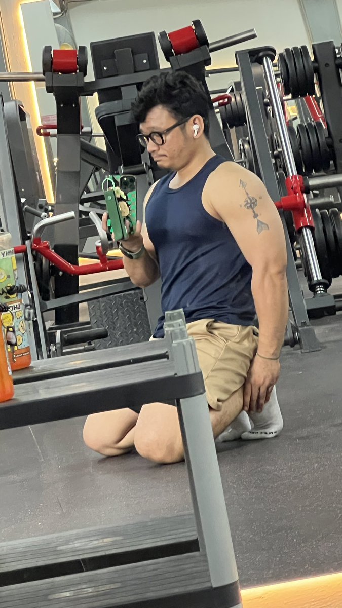 yourfakebo55's tweet photo. Well 👀👀👀 https://t.co/rrp5zw0UVk
