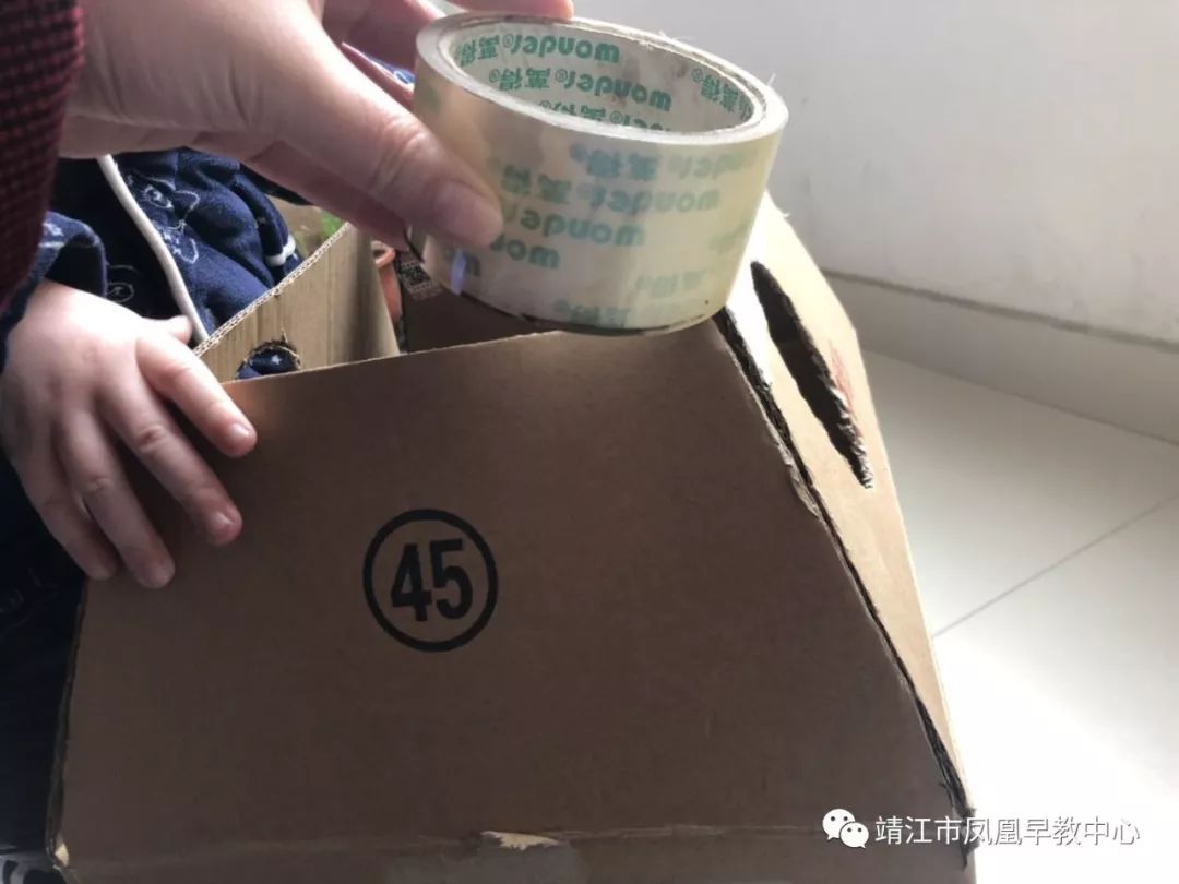 ElizabethAdgrrq's tweet photo. Por fin llegó mi paquete! Manos a la obra para desempacar esta caja llena de sorpresas https://t.co/lSIdB6fycj