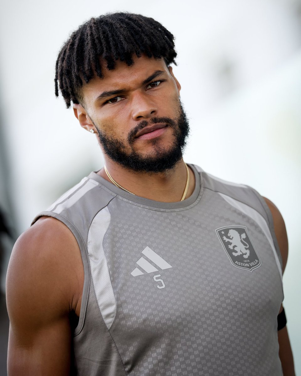 AstonVilla's tweet photo. Reporting for training 🤙 https://t.co/RWeB6xXsJg