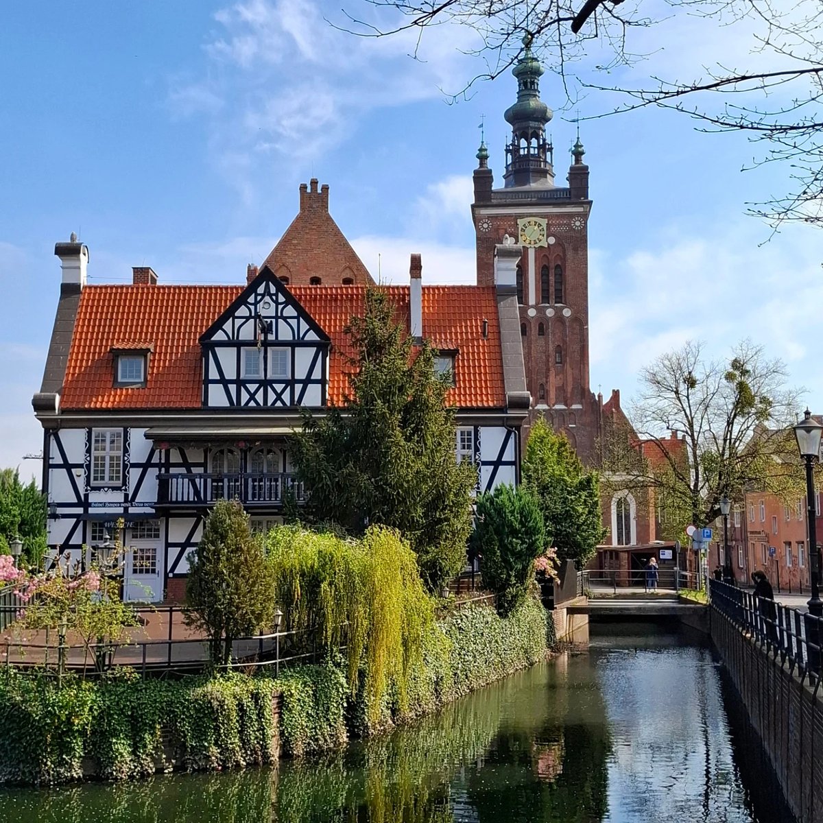 macu407's tweet photo. ... #architecturelovers #architexture #Gdansk #beautiful #spring #wanderlust https://t.co/armu9LiHWQ