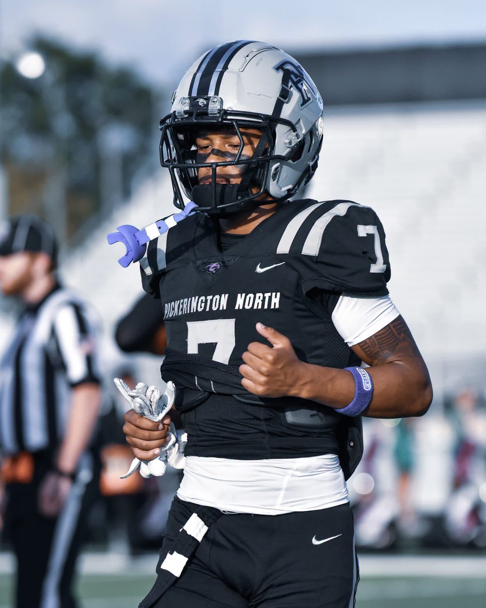Miguel_solis09's tweet photo. ❗️❗️ MID SEASON TAPE❗️❗️📹 

Team record 5-1 @pnfootball 
TOT :11
TFL :2
Allowed 0 pass caught over 5 yards 

https://t.co/Nl1a90uIhz https://t.co/uJ3f5N7A0P