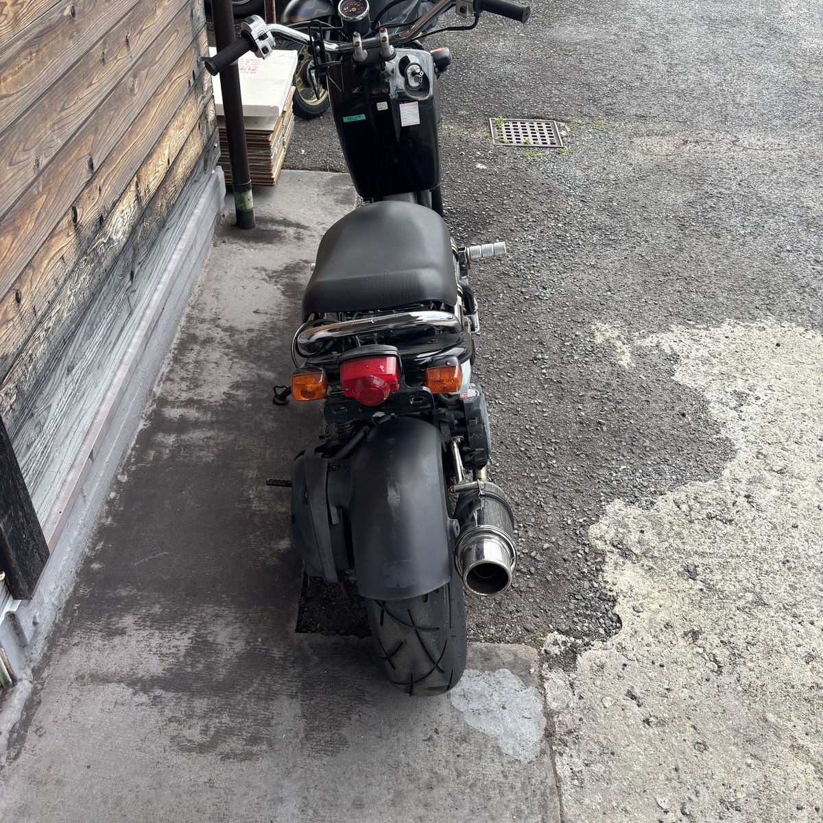 utamaro_1957's tweet photo. ズーマー50売ります！
広島市から引き取り限定7万
放置しておりましたのでレストアベースとしてお考えください。
コメントください！ https://t.co/O6CUPdpRCR