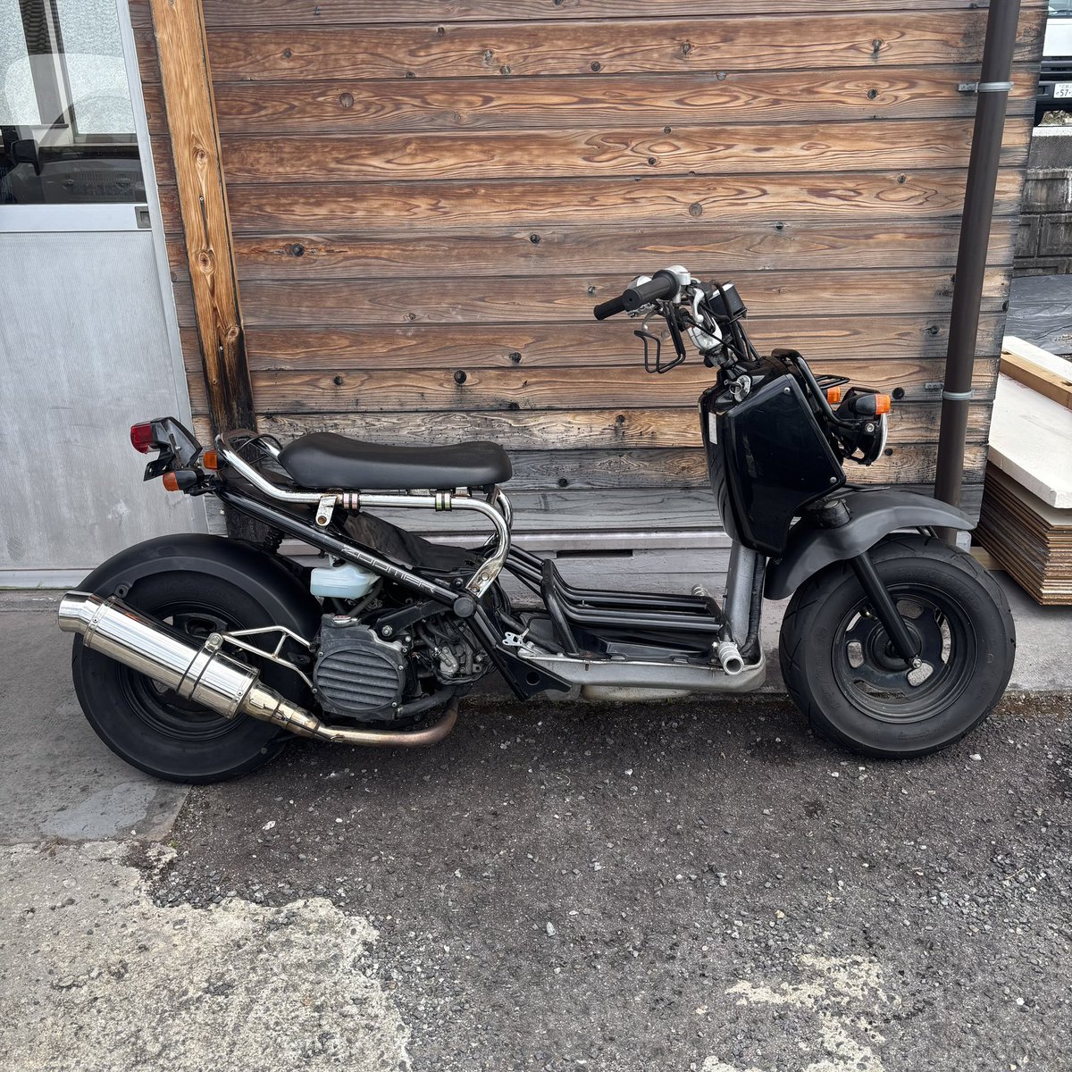 utamaro_1957's tweet photo. ズーマー50売ります！
広島市から引き取り限定7万
放置しておりましたのでレストアベースとしてお考えください。
コメントください！ https://t.co/O6CUPdpRCR
