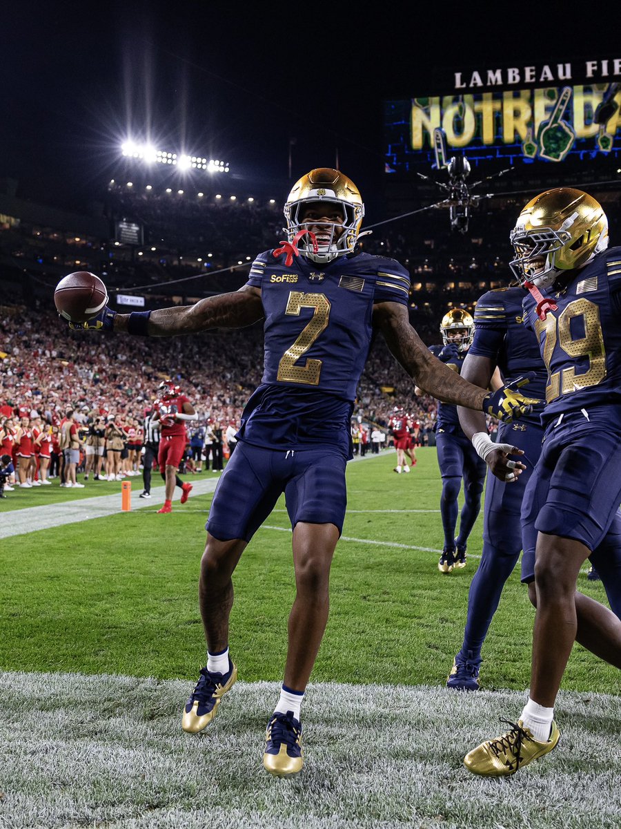 NDFootball's tweet photo. Scoring in all phases of the game.

#GoIrish☘️ https://t.co/IEsczS0Rlf