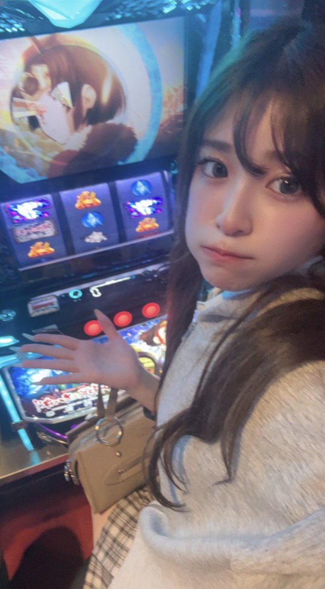 chitose_chito_'s tweet photo. 【収支結果】
投資　3,965枚➕iPhone17📱
回収　937枚

🫯-3,019枚

【第1話】初配信‼️甲鉄城のカバネリ。目指すは登録者500人！！｜チトセチトのパチスロ部

本当にたくさんのご声援ありがとうございました😿✨
無事目標である500人over💥
最高の初配信となりました∩^ω^∩

また次回のスケジュールは随時させていただきますね😘😘😘

タコ負けやけどな🐙…
