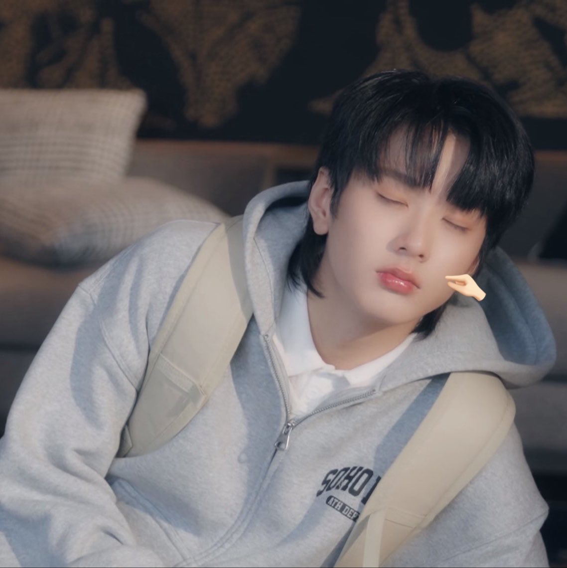 sasa_wrg's tweet photo. my mochi wochiii 🤏🏻😭 https://t.co/ni7mfFGEdw