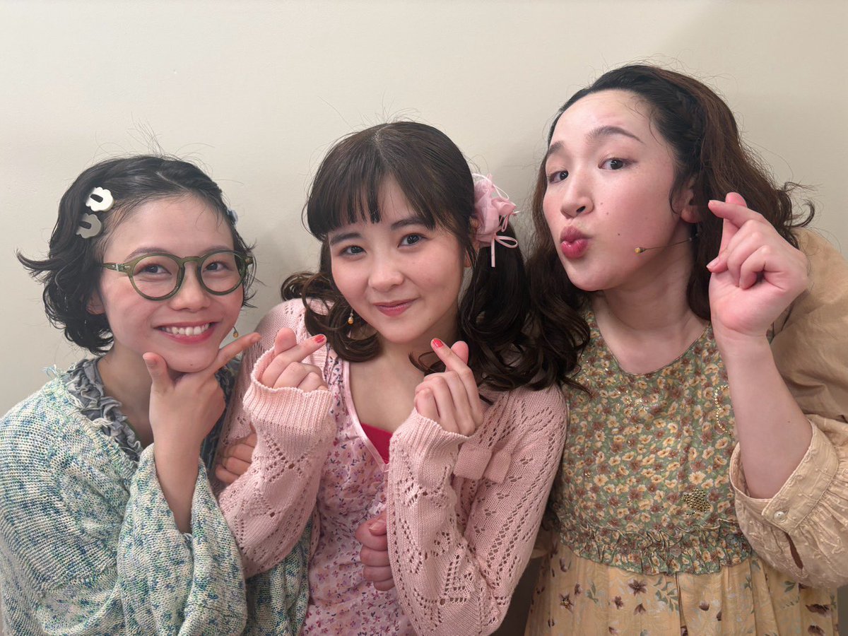 Tamura_Meimi's tweet photo. 『#オンリー・ロンリーガールガールガール』
初日、無事終了しました。ほんとに最高の初日で、ここまで一緒に作り上げてくださったスタッフの皆様、戦ってくれたキャストの2人に心から感謝🥲
みんなのことが大好き。
明日からもがんばります！
感想は、　# オンロンで！ https://t.co/MWEYb7O0We