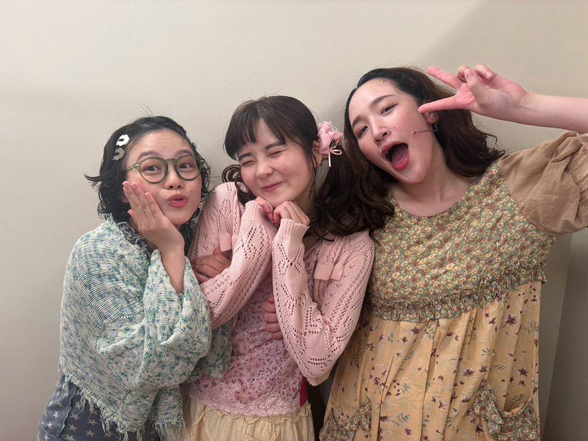 Tamura_Meimi's tweet photo. 『#オンリー・ロンリーガールガールガール』
初日、無事終了しました。ほんとに最高の初日で、ここまで一緒に作り上げてくださったスタッフの皆様、戦ってくれたキャストの2人に心から感謝🥲
みんなのことが大好き。
明日からもがんばります！
感想は、　# オンロンで！ https://t.co/MWEYb7O0We
