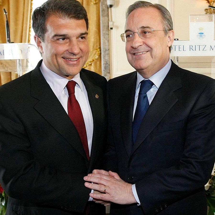 TouchlineX's tweet photo. 🚨 𝗝𝗨𝗦𝗧 𝗜𝗡: Real Madrid want Barça to be stripped off all the titles they won from 2001-2018. These are the years Barcelona paid money to Negreira. 

Real Madrid sent a 50,000-page document with evidence and witness statements to UEFA. 

— @diarioas https://t.co/Q1UvNcxLJZ