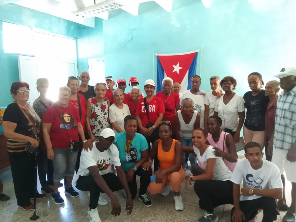 IvianneDel34504's tweet photo. En la mañana de hoy el combinado deportivo norte caribe celebró con variadas actividades recreativas el día del Adulto mayor porque ellos son nuestra razón de ser . https://t.co/POysvcqTh8