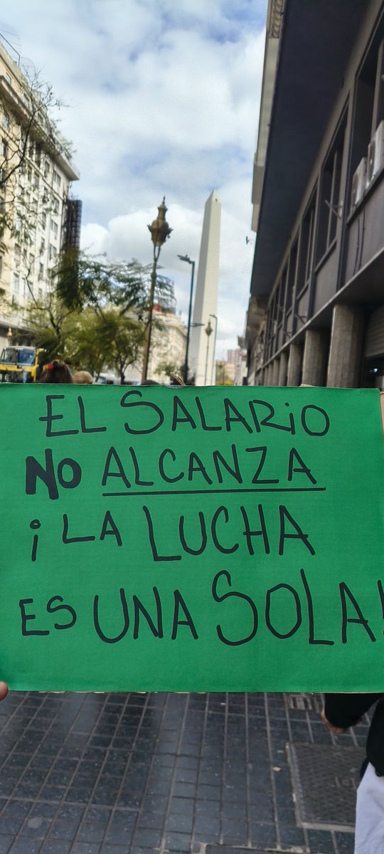 asambleacaba__'s tweet photo. Residentes y concurrentes en lucha 🔥 https://t.co/YEleqZ1x1y