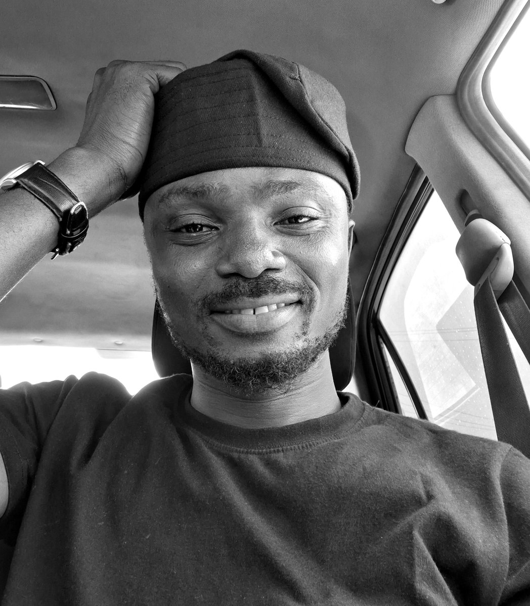 A_Oba1's tweet photo. Quote with a favourite random selfie 🤳 of yourself..

I'll go first 😌...
Don't air me 🙏 https://t.co/CMER9nW08a