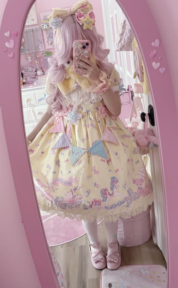 Sillycandybunny's tweet photo. I love sweet Lolita fashion ♡~٩( ˃▽˂ )۶~♡ 𐔌՞⁔ෆ ̫ ෆ⁔՞𐦯
#sweetlolita #lolitafashion #jfashion #cute https://t.co/c4LpjB4uIK