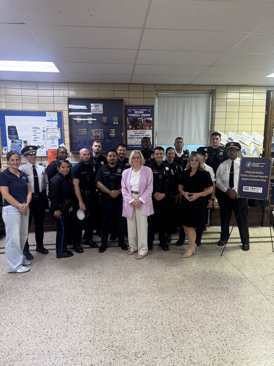 PPD26Dist's tweet photo. Thank you to the Philadelphia Police Foundation for your presence and generosity in supplying lunch to the Officer’s of the 26th District. @PPDAnthonyLuca @PPD26Dist @PhillyPolice https://t.co/FHJJgRjOzX