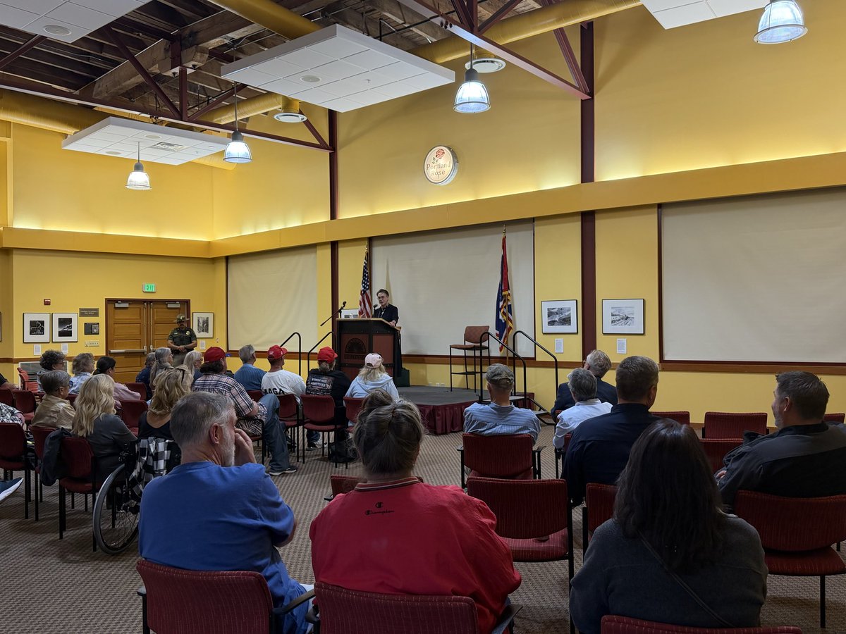 RepHageman's tweet photo. Last night’s town hall in Uinta County was a tremendous success. Thanks to all who joined me! https://t.co/LHo1aVba6f
