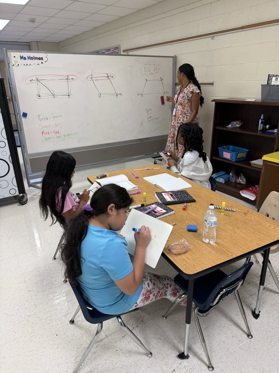 AGHoulihan's tweet photo. 4th grade Math Tutoring is rocking and rolling this morning @WingateESNC! Outstanding job! #TeamUCPS #BeTheBest ๐๐ฏ https://t.co/rQrBQeIsg3