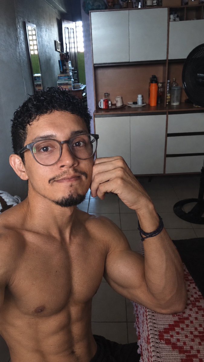 Flert_Mild's tweet photo. Desculpa o sumiço, tava pondo o shape 

#shape #IA https://t.co/dIN6MzBhcq