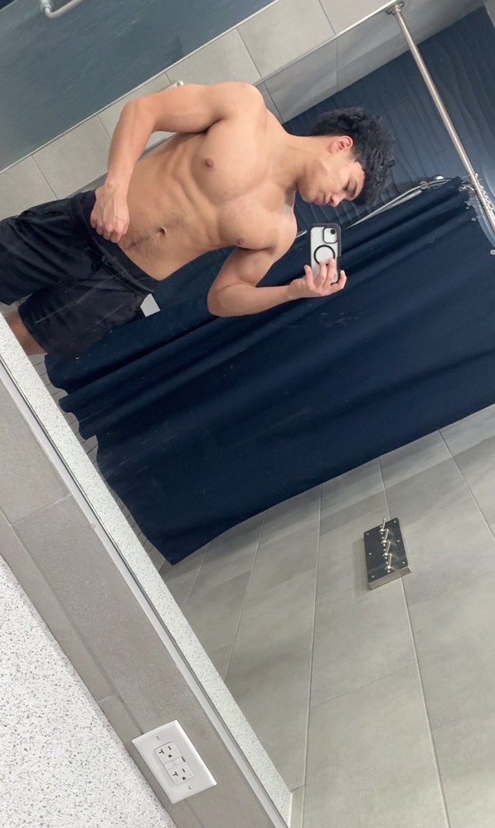 afnaf69's tweet photo. ohhh insane pump this morning 🙈🦍 https://t.co/BtzKsSphEk