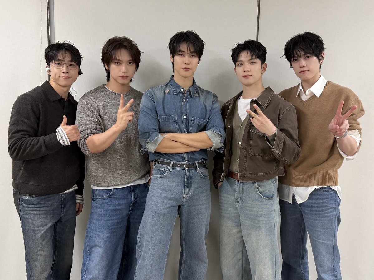 NFlyingofficial's tweet photo. [📸] 2026 장안대학교 윗말축제 JAU:ON

#NFlying #엔플라잉 #Still #잔불 https://t.co/0awX8OnRyG