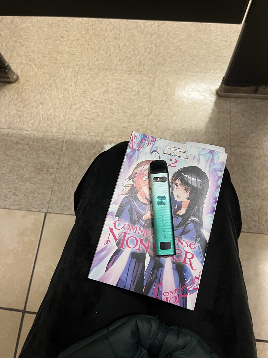 Emilyx4br's tweet photo. Stupid loser sits in bathroom reading Yuri and v@ping during lunch because they have no friends https://t.co/QrzpB8V1fU
