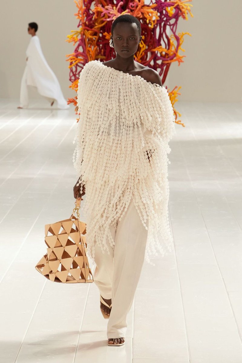 jacquemusx's tweet photo. And JUST when everybody started campaigning to get Pierpaolo Piccioli out of Balenciaga, he delivered his best collection for the house yet. https://t.co/EcxgP7dMGZ